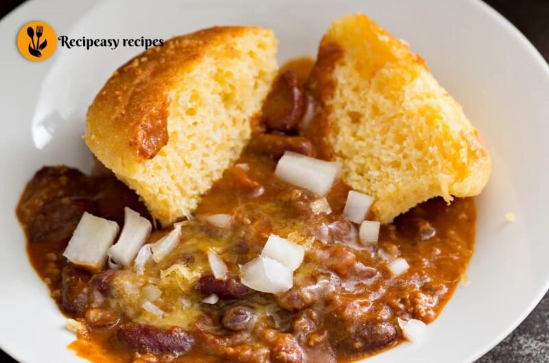 Chili and Cornbread: The Comfort Food Combo That Actually Deserves the Hype